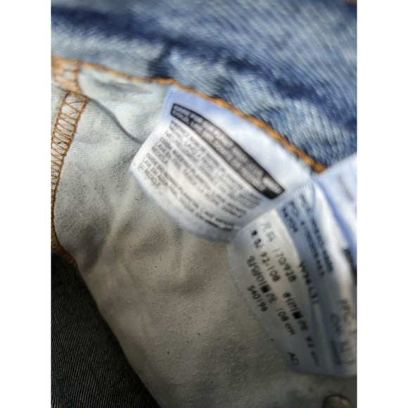 Levi’s 505 Mens 36x31 Straight  Blue Jeans Regular Fit Medium Wash Nice Work - Picture 6 of 6